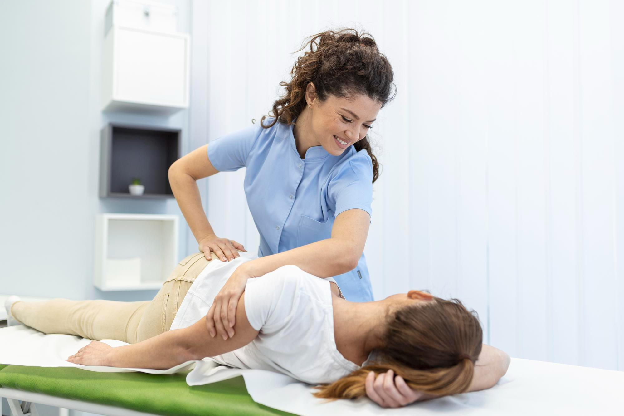 What to Do Right After an Auto Accident in Phoenix: A Chiropractor’s Guide