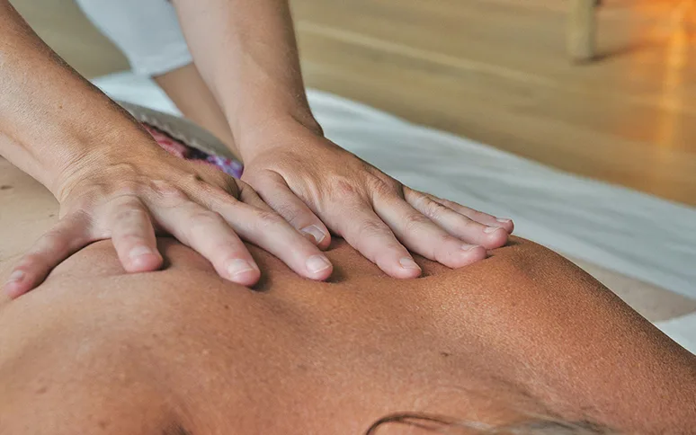Exploring the Benefits of Acupuncture for Pain Management in Phoenix